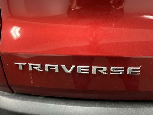 New 2025 Chevrolet Traverse LT image 31