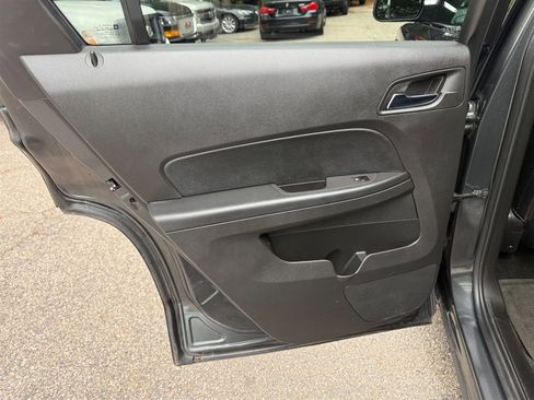 Used 2017 GMC Terrain SLT w/ Driver Alert Package I FWD image 18