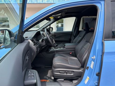 Used 2024 Honda Passport TrailSport image 10