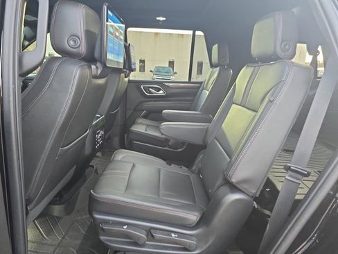 Used 2022 Chevrolet Tahoe RST w/ Luxury Package image 15