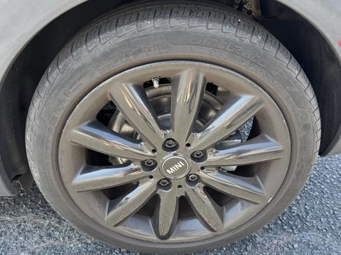 Used 2018 MINI Cooper 2-Door Hardtop FWD image 17