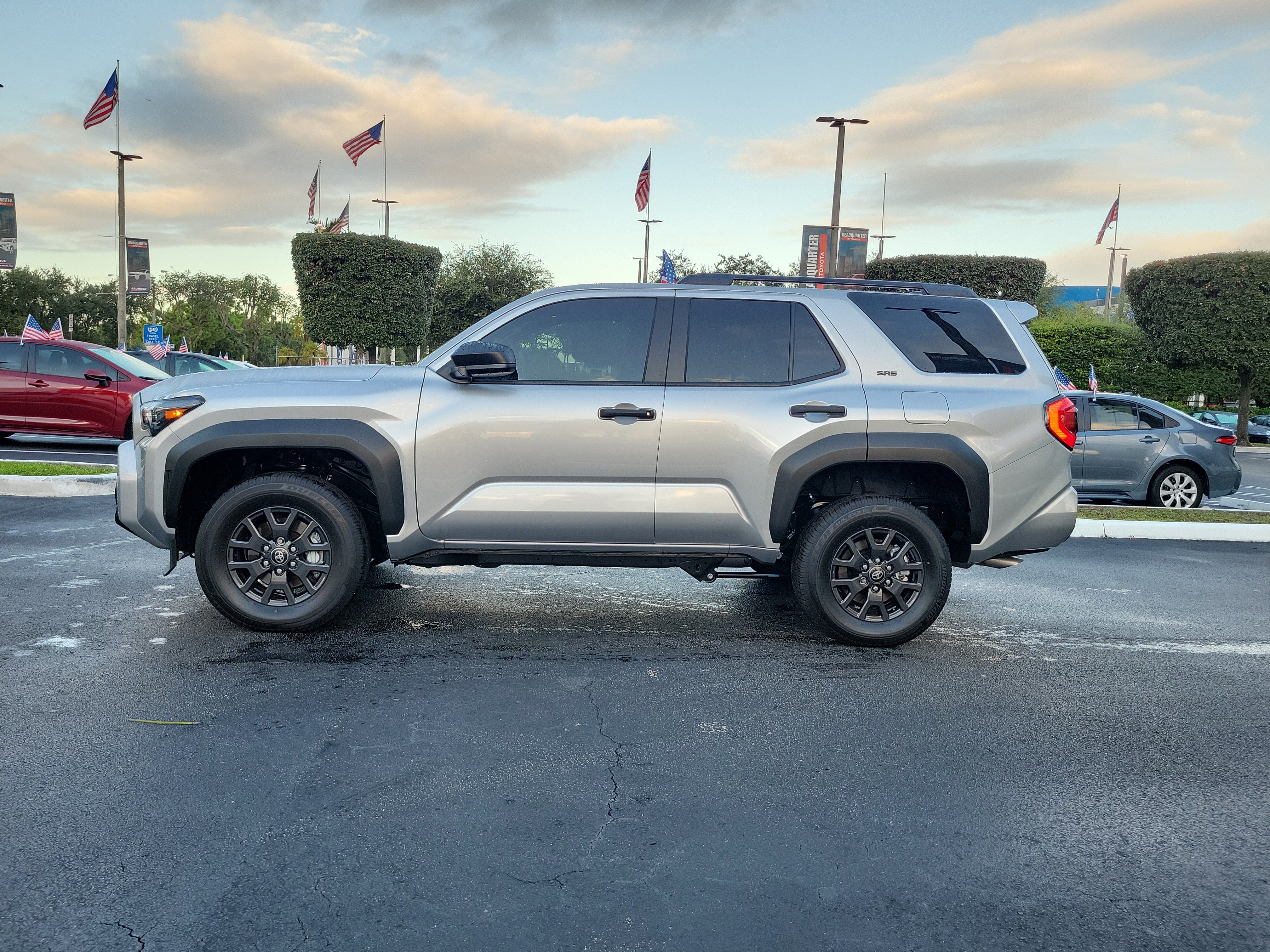 Used 2026 Toyota 4Runner SR5 AWD/4WD image 7