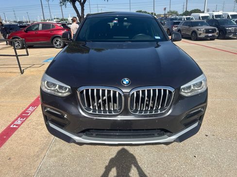 Used 2019 BMW X4 xDrive30i AWD/4WD image 2