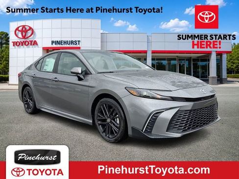 New 2026 Toyota Camry SE FWD image 1