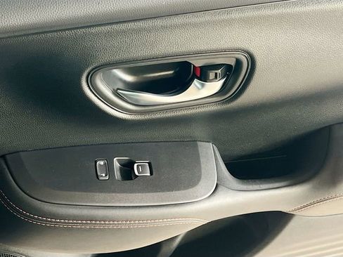 Used 2026 Honda HR-V Sport image 32