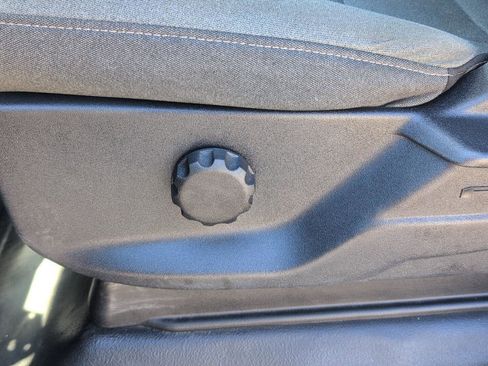 Used 2023 Ford F150 XLT AWD/4WD image 18