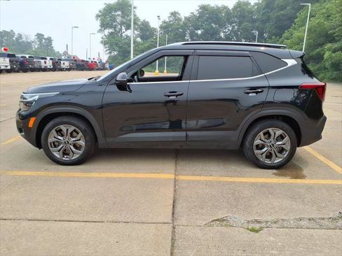 Used 2024 Kia Seltos S AWD/4WD image 5