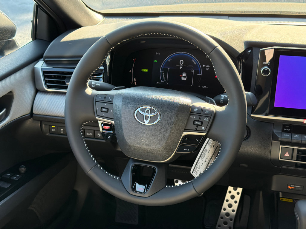 New 2026 Toyota Camry SE w/ Multimedia Upgrade Package FWD image 29