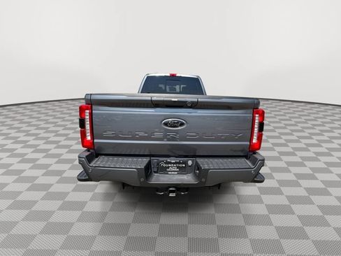 Used 2023 Ford F250 Lariat w/ Black Appearance Package AWD/4WD image 8