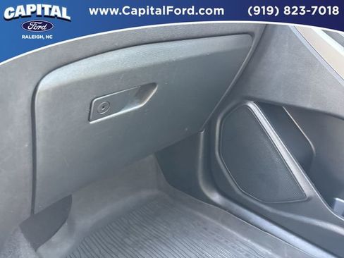 Certified 2023 Ford Explorer XLT w/ Equipment Group 202A AWD/4WD image 28