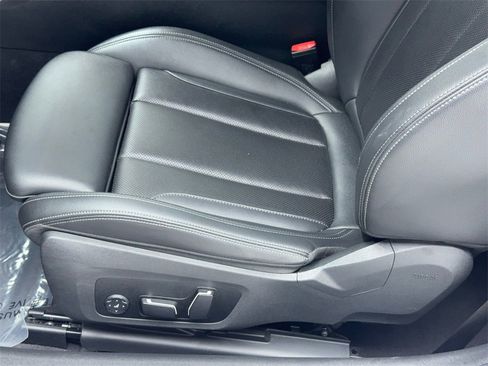 Used 2025 BMW 430i xDrive Convertible image 54