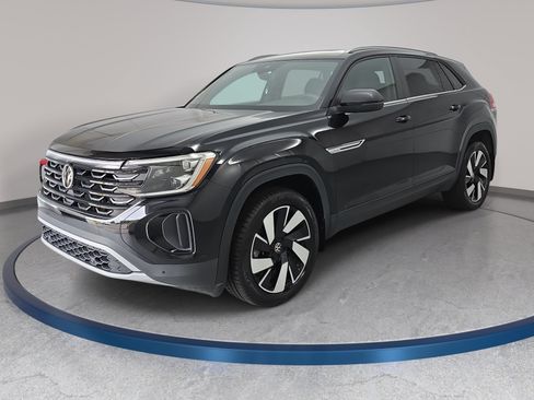 Certified 2024 Volkswagen Atlas Cross Sport SE AWD/4WD image 1
