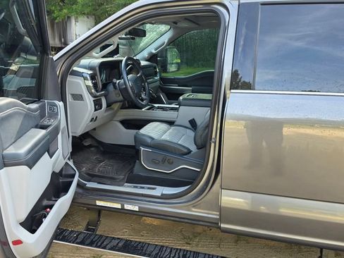 Used 2023 Ford F450 Limited AWD/4WD image 7