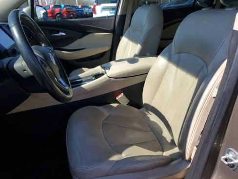 Used 2017 Buick Envision Premium image 17