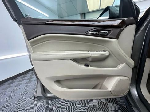 Used 2011 Cadillac SRX Premium FWD image 4
