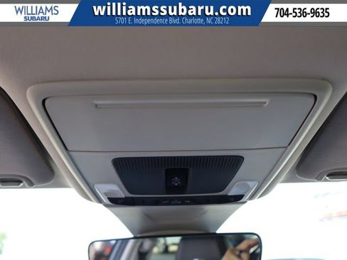 Used 2024 Honda Civic Touring image 32