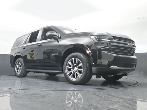 Used 2022 Chevrolet Tahoe LT w/ Luxury Package image 73