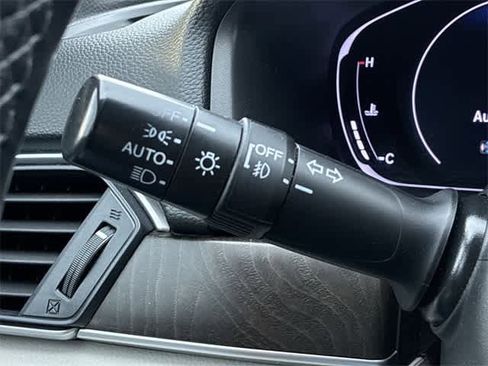Used 2020 Honda Accord EX-L image 29