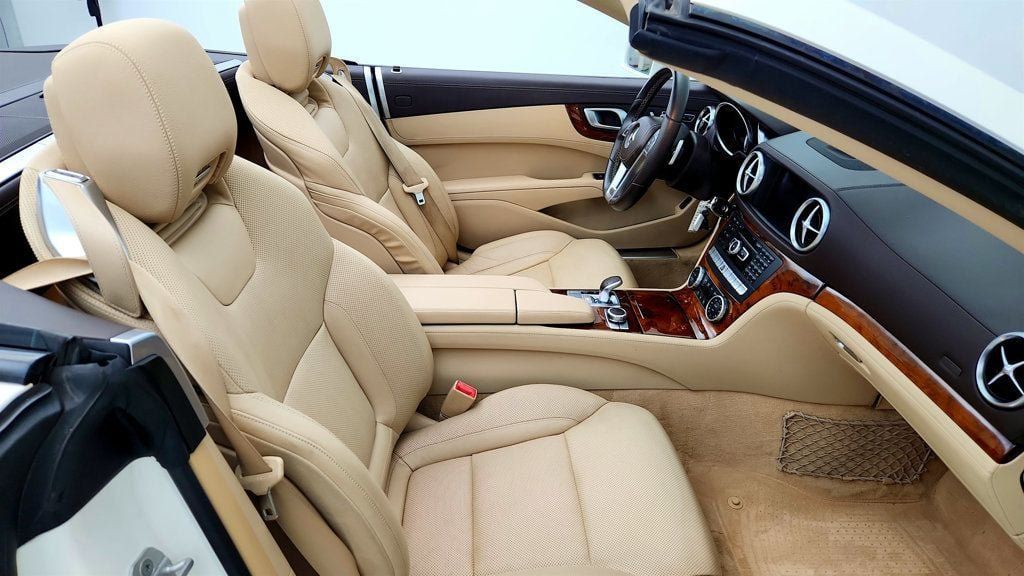 Used 2015 Mercedes-Benz SL 400 image 19