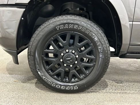 Used 2025 RAM 3500 Limited image 12