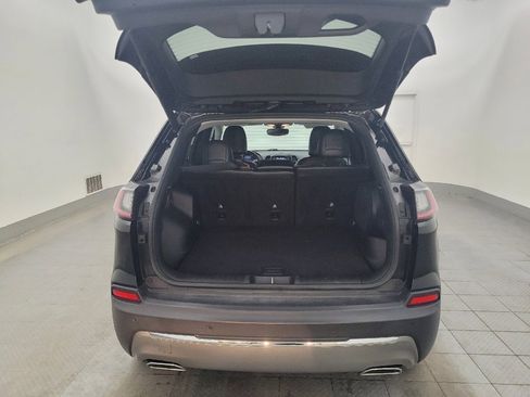 Used 2019 Jeep Cherokee Limited image 29