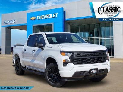 New 2026 Chevrolet Silverado 1500 Custom w/ Turbomax Blackout Package