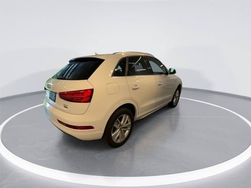 Used 2018 Audi Q3 2.0T Premium Plus AWD/4WD image 7