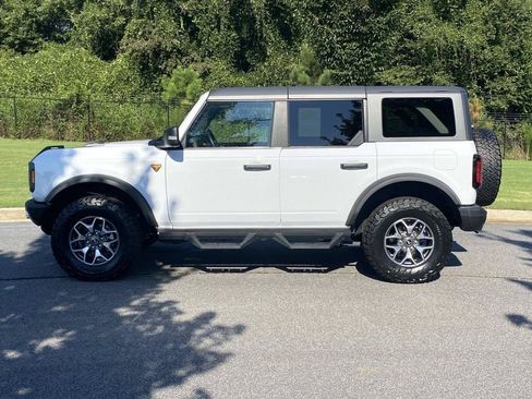 Used 2024 Ford Bronco Badlands AWD/4WD image 7