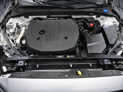 Used 2023 Volvo S60 B5 Plus w/ Climate Package image 33