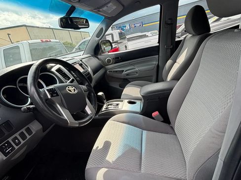 Used 2013 Toyota Tacoma PreRunner w/ SR5 Pkg RWD image 6