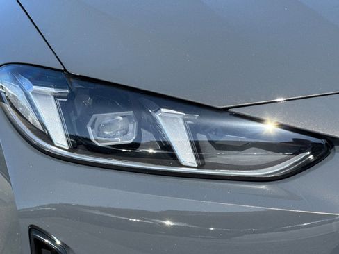 Used 2026 BMW i4 eDrive40 w/ Premium Package RWD image 11