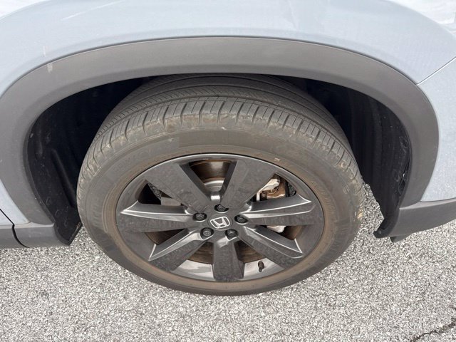 Used 2025 Honda Pilot Sport image 14