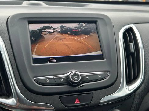 Used 2020 Chevrolet Equinox LT FWD image 30