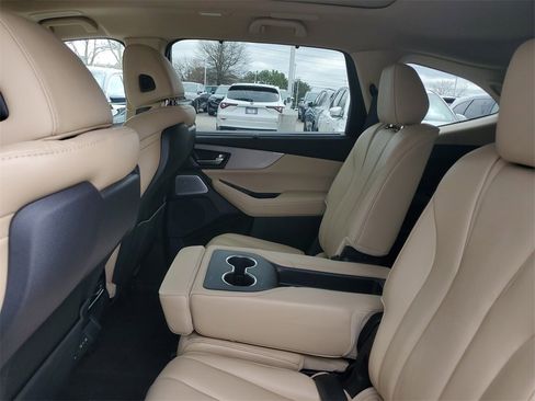 Certified 2025 Acura MDX w/ Technology Package image 14