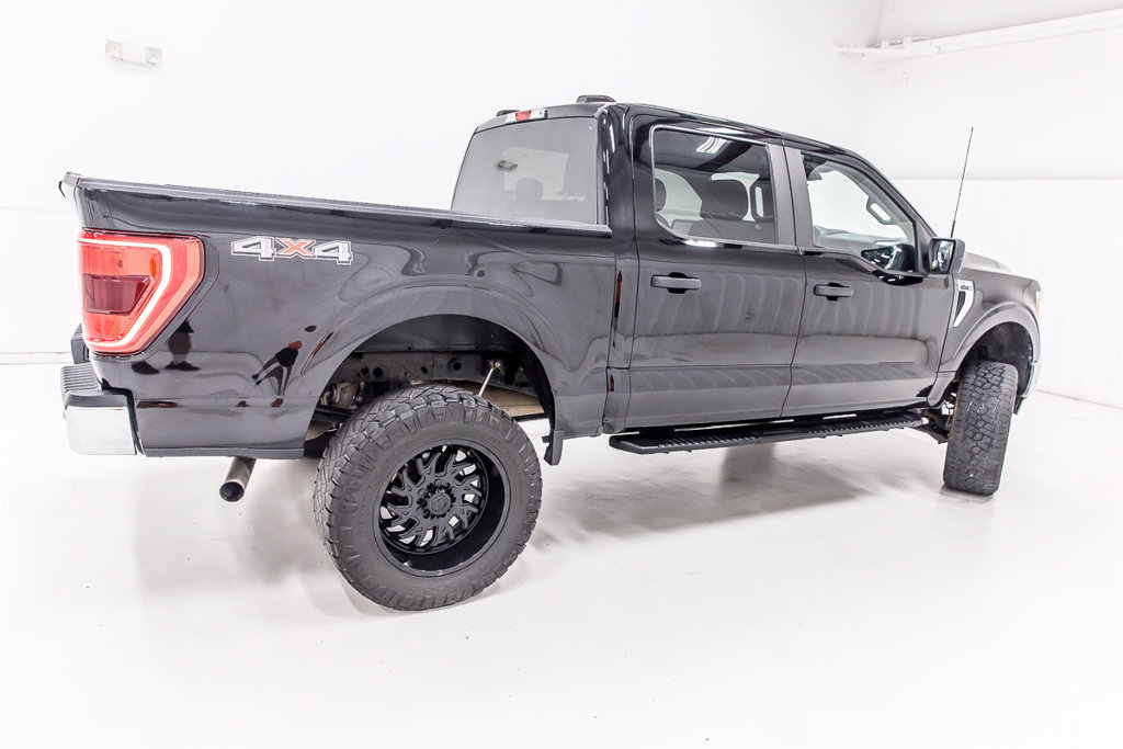 Used 2022 Ford F150 XLT w/ Bed Utility Package AWD/4WD image 8