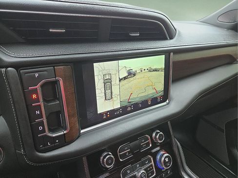 Certified 2023 GMC Yukon Denali Ultimate image 18