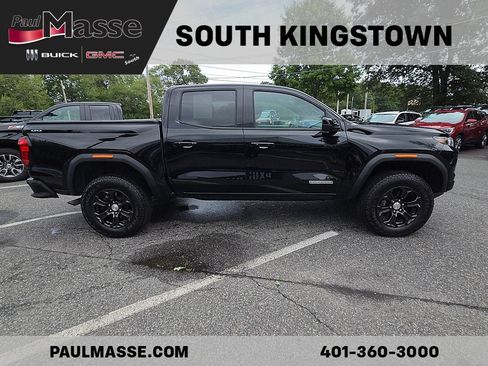 Used 2024 GMC Canyon Elevation w/ Elevation Premium Package AWD/4WD image 4