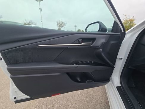 New 2026 Toyota Camry SE image 26
