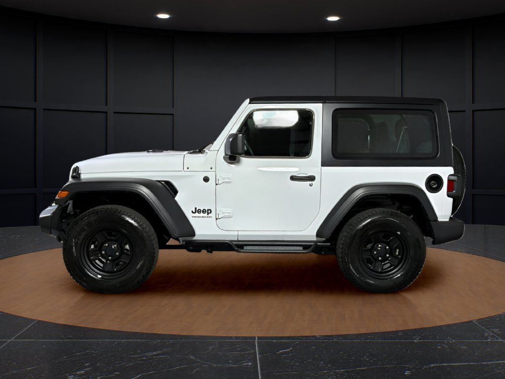 Certified 2022 Jeep Wrangler Sport AWD/4WD image 2