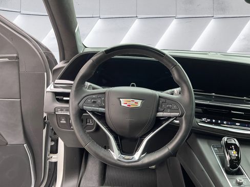 Used 2024 Cadillac Escalade ESV V w/ Heavy-Duty Trailer Package image 13