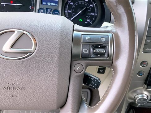Used 2016 Lexus GX 460 w/ Premium Package AWD/4WD image 25
