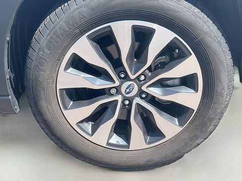 Used 2024 Subaru Outback Limited AWD/4WD image 32