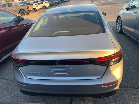 Used 2024 Honda Accord EX image 5