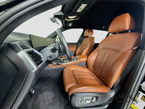 Used 2024 BMW X7 M60i w/ Executive Package AWD/4WD image 11