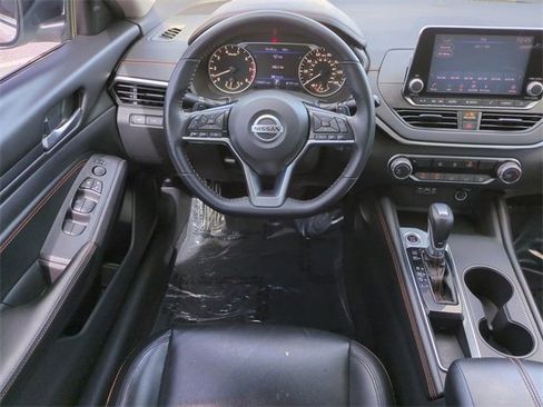 Used 2020 Nissan Altima 2.5 SR image 15