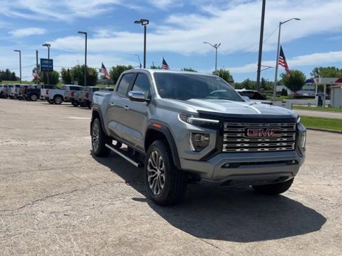 Used 2026 GMC Canyon Denali AWD/4WD image 3