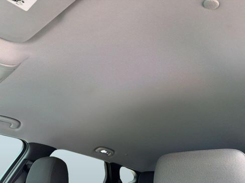 Used 2022 Chevrolet Blazer LT FWD image 24