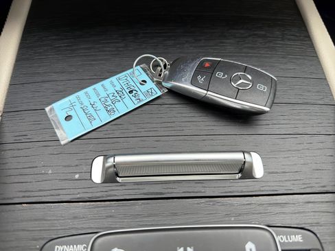 Certified 2021 Mercedes-Benz GLE 350 image 38