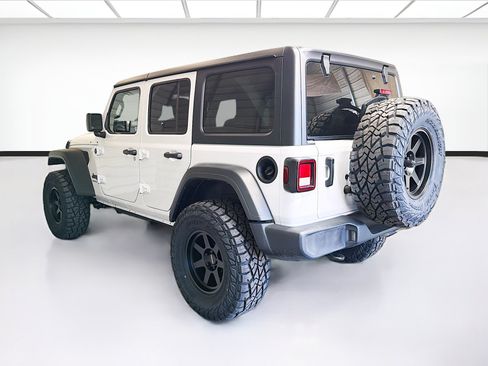 Used 2025 Jeep Wrangler Unlimited Sport AWD/4WD image 6