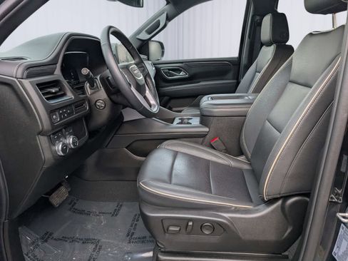 Certified 2024 GMC Yukon SLT w/ SLT Premium Package image 17